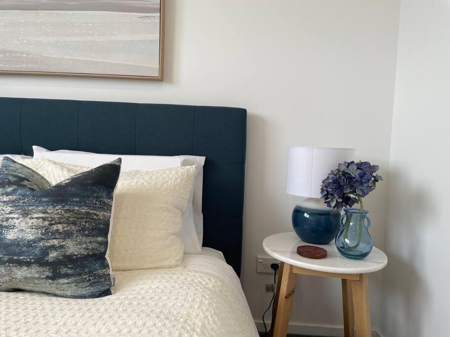 Parkside Retreat - 3 Beds -Sleeps 6 Near Westfield Villa Christchurch Exterior foto